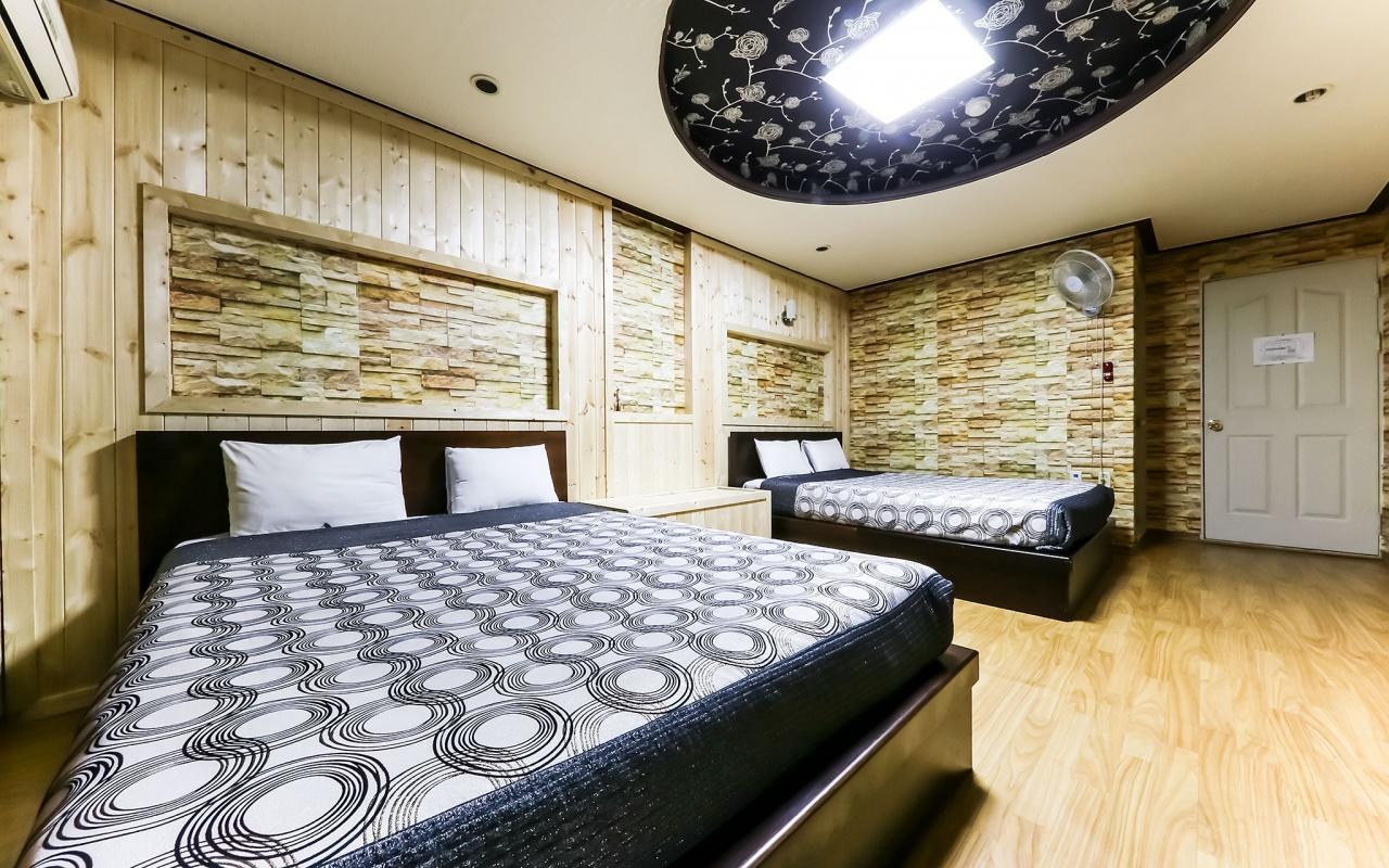 Venus Motel & Pension Boryeong Esterno foto